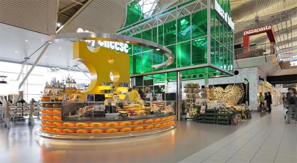 通过“硬件软件”的创新，打造“好吃好逛又好玩”的机场商业