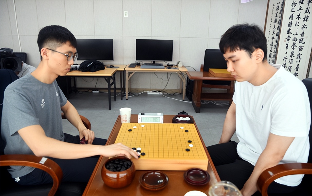 申真谞2:0零封朴廷桓棋谱,申真谞vs朴廷桓战绩