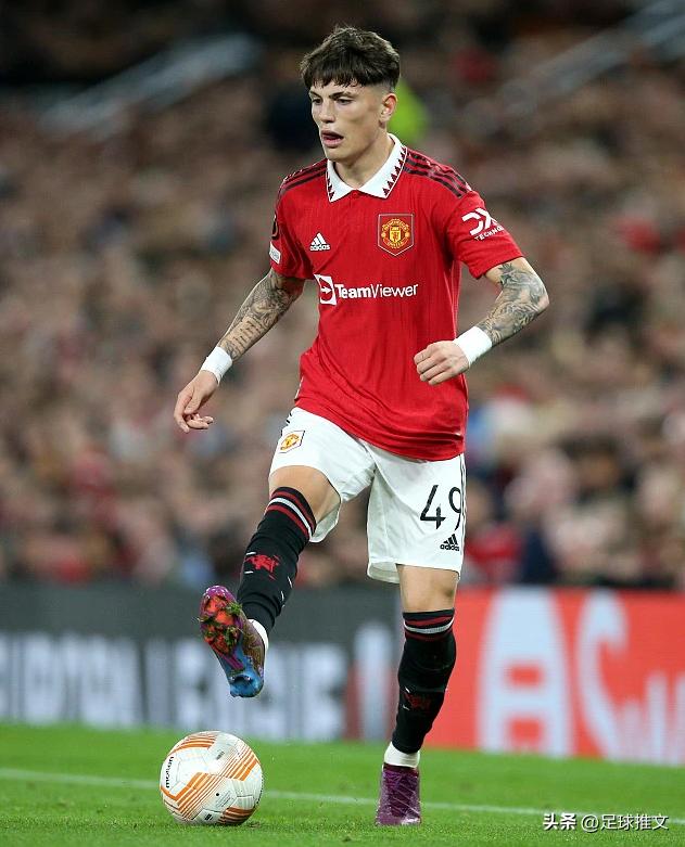 数据有望超C罗，“7号接班人”加纳乔渴望成为曼联中流砥柱