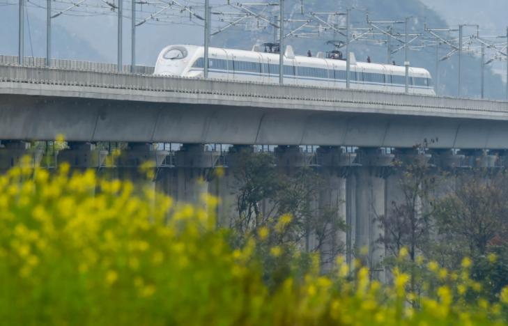 高铁和动车有什么区别如何去区分,高铁和动车有什么区别终于明白了