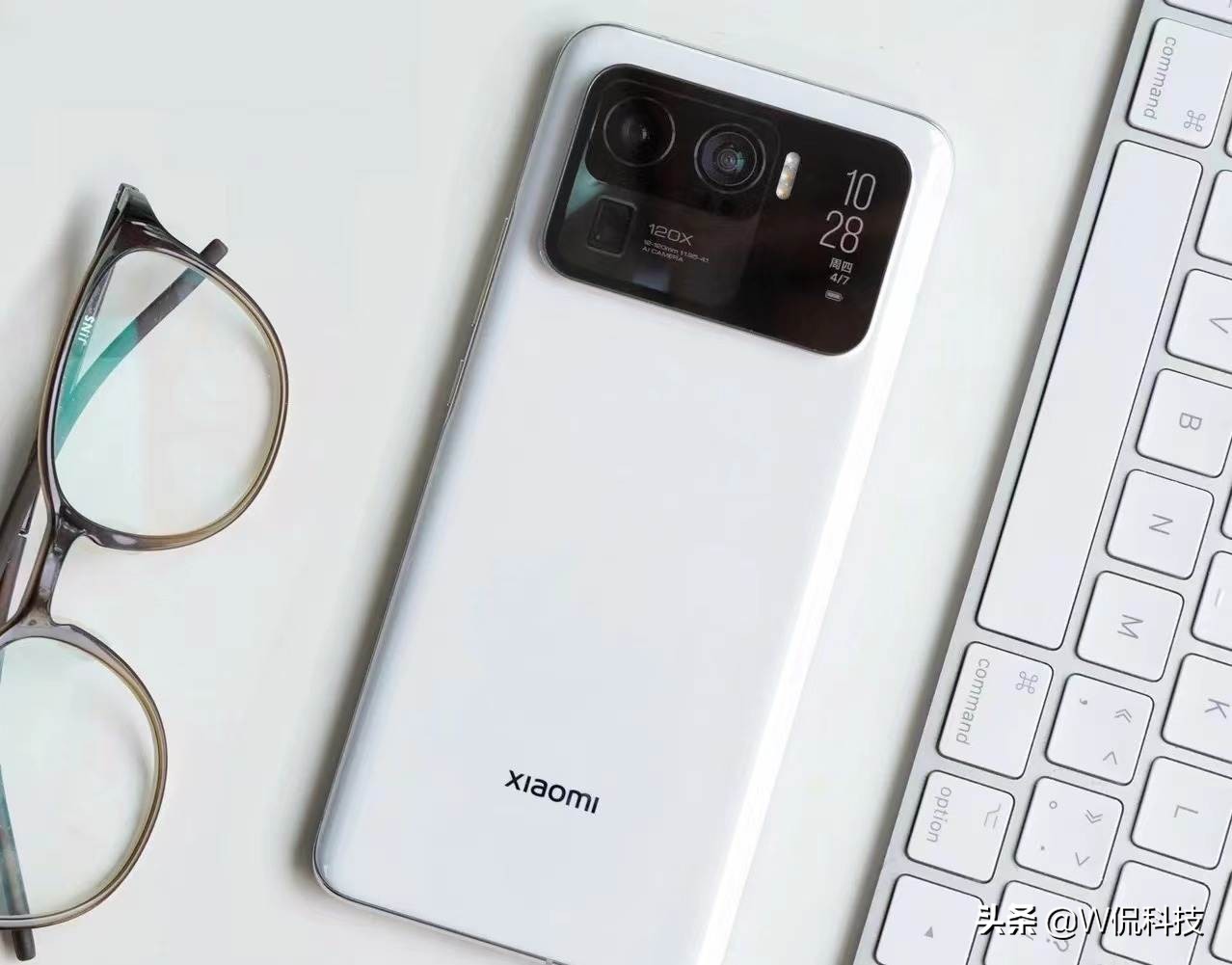 iphone13用了两年还能买吗,iphone13promax对比小米11ultra