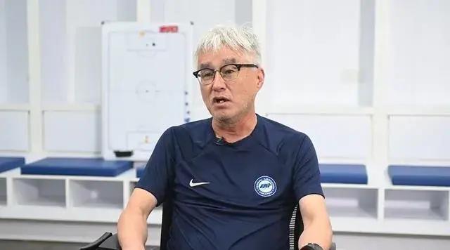 新加坡男足主帅小仓勉点评,新加坡队主帅小仓勉谈国足