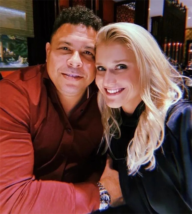 罗纳尔多大罗身家,罗纳尔多2012年在哪个俱乐部