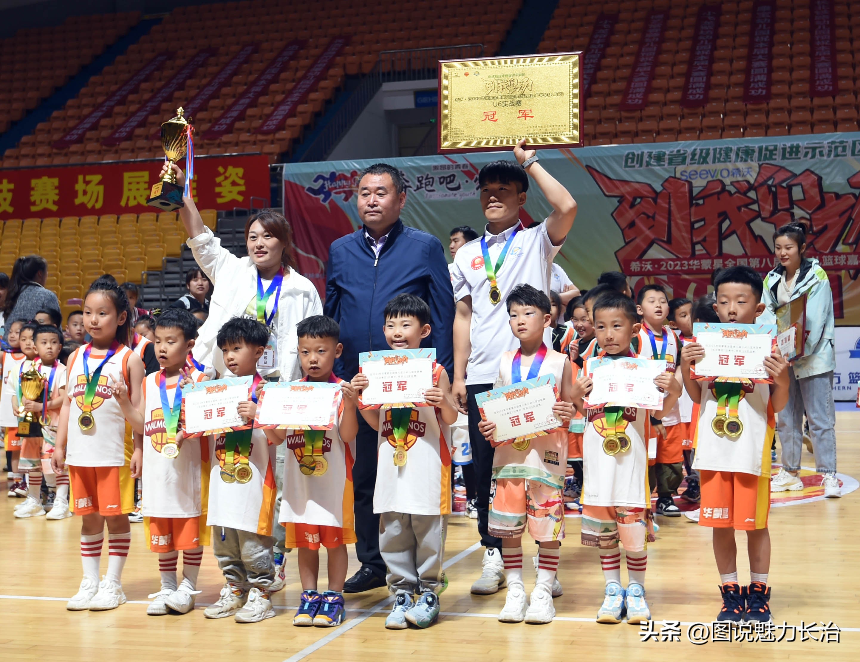 6岁篮球小将惊艳全场,六岁少儿篮球联赛总决赛