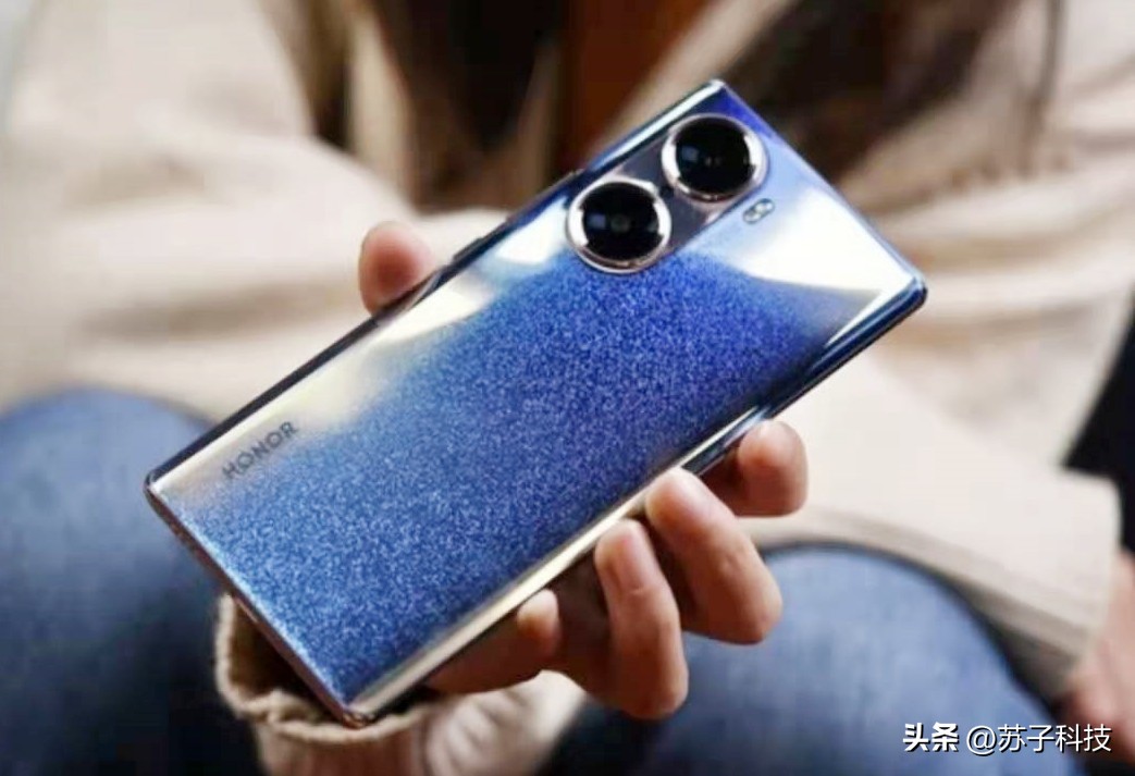 从4599元跌至2799元还值得入手吗,从3299跌至2199的手机是哪款