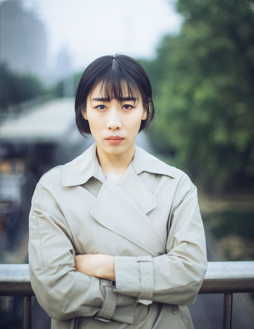 有哪些颜值逆天还有演技的男演员,颜值不高但演技好的男演员