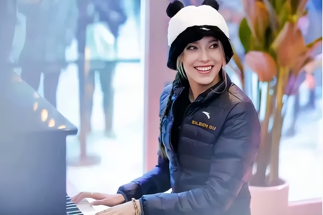 从国民女爱豆到被嘲,从全民女神到被骂