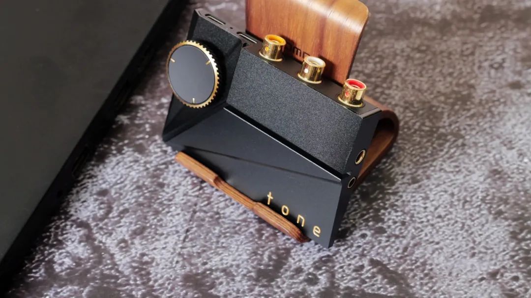 这小玩意儿什么位置都能打——KhadasTone2Pro多功能解码耳放