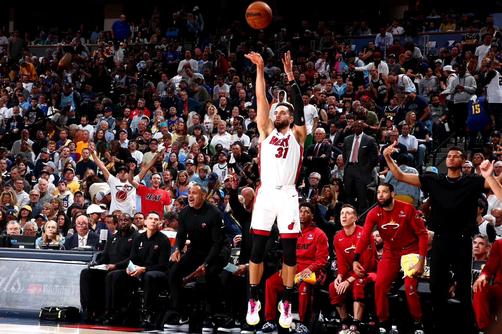 热火111-108掘金,总决赛热火vs掘金111-108