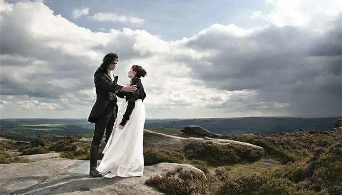 呼啸山庄难看,呼啸山庄经典句子及感悟