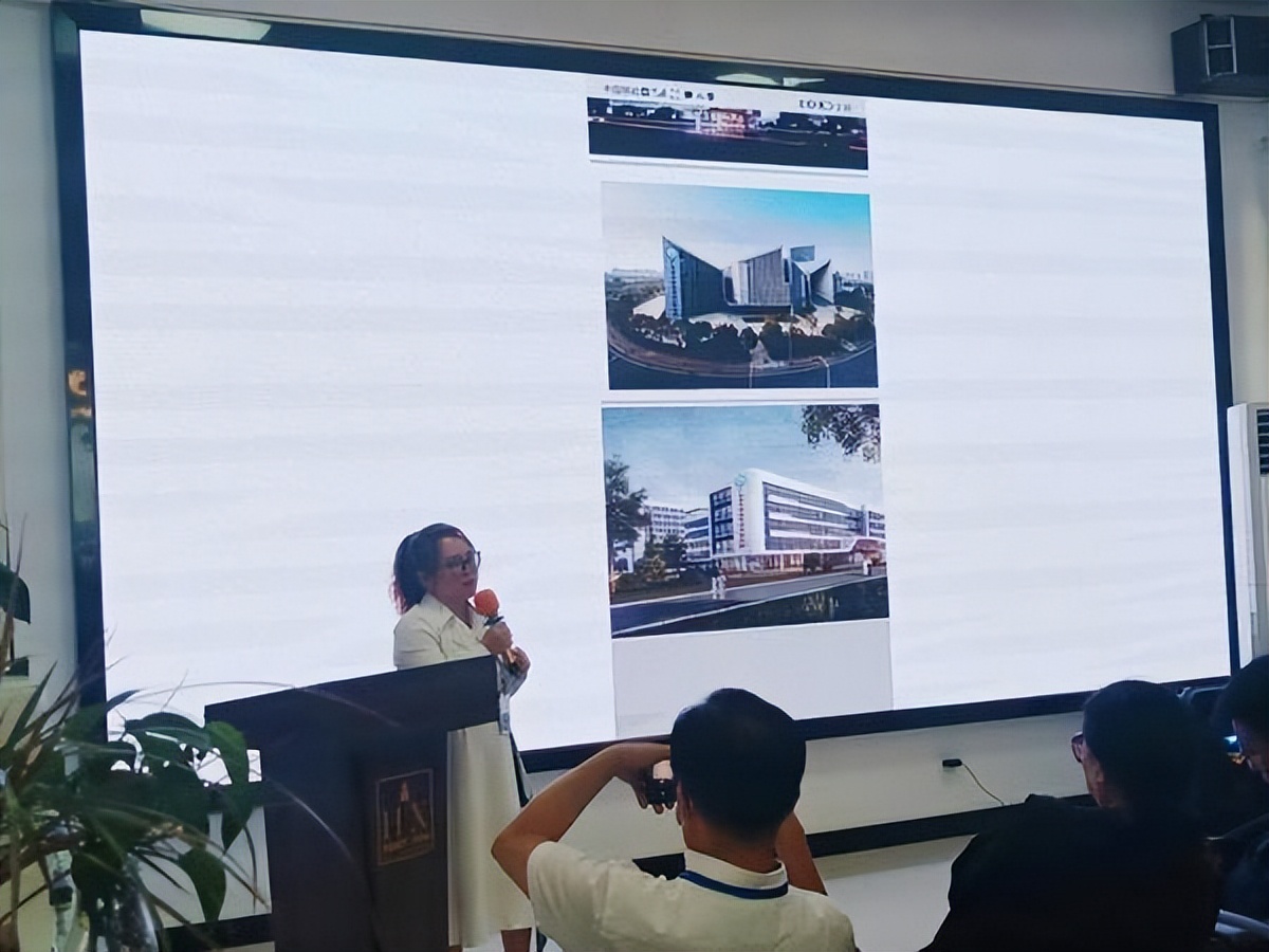 走进江南药镇领略健康之路中科医学首届健康财富研讨会在磐安举行