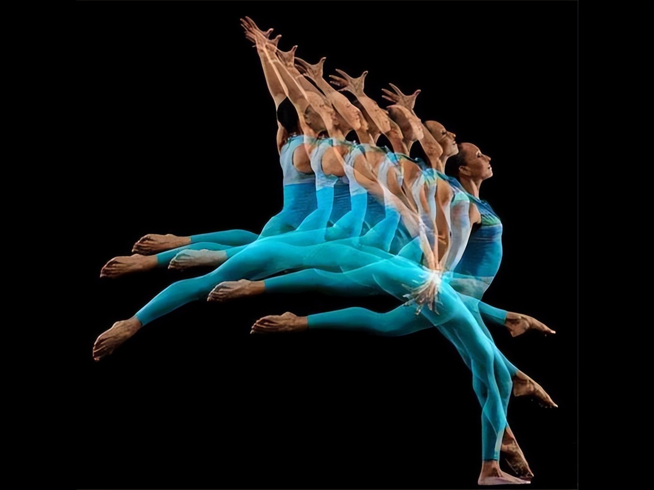 一个人用多少度电正常,一个人正常一天用电几度