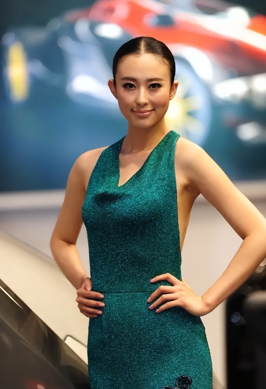 车模翟凌最美风采大集合,翟凌曾是第一车模