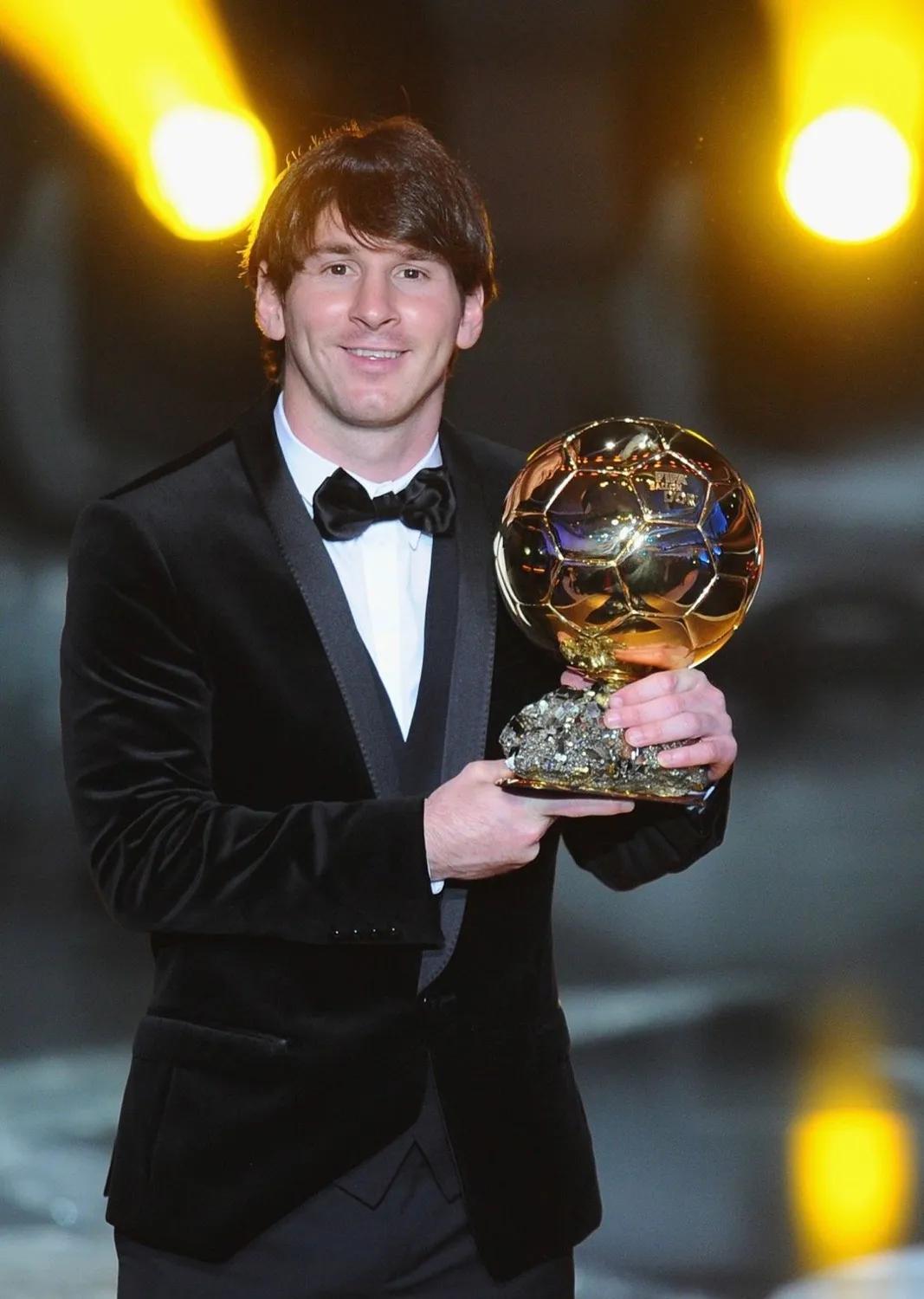 谁才是最伟大的球员,谁才是最伟大的足球巨星