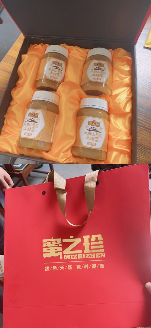 蜂蜜真假辨别方法养蜂人视频,老蜂农演示真蜂蜜的来历