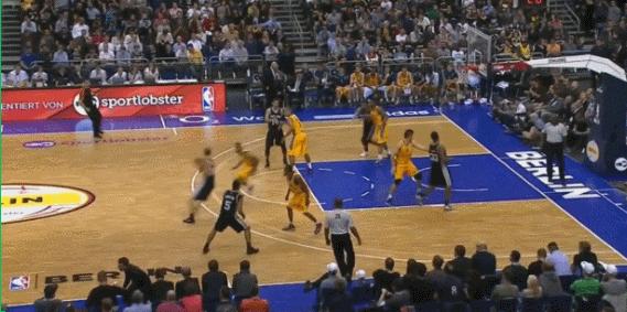 勇士强到被禁的战术,勇士这一季的阵容