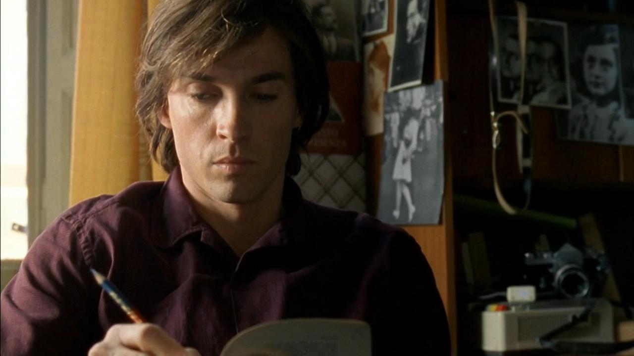 《起重机唱支歌》:意大利新现实主义电影中的经典之作