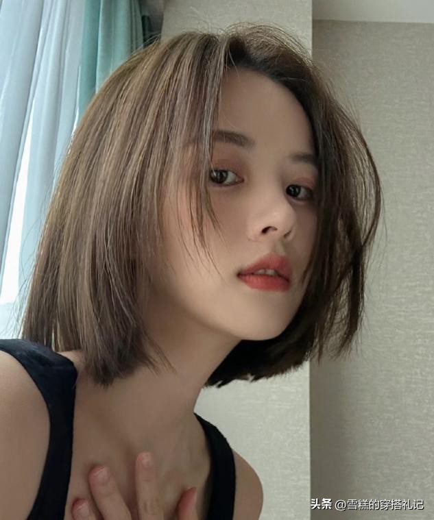 剪哪样的短发留长发会好看,胖脸想把长发剪掉适合哪种短发