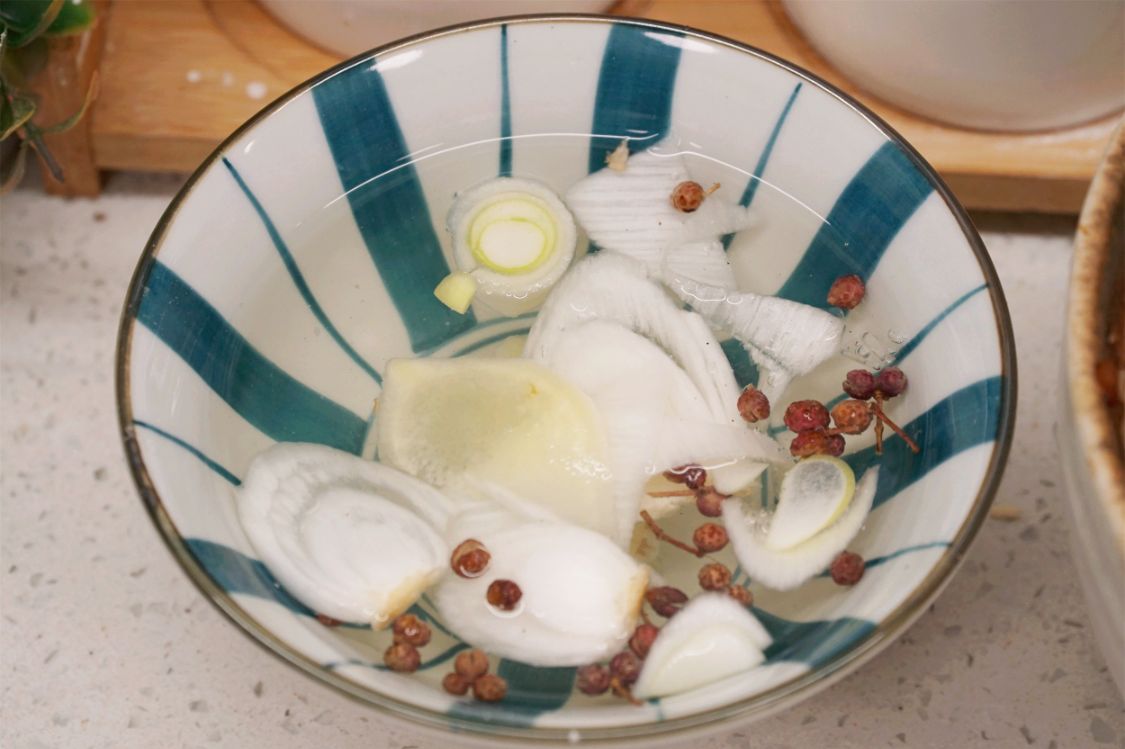 包饺子记住二放二不放,包饺子每个放多少肉合适