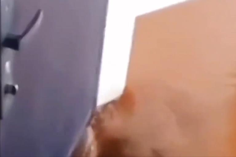 男子退租被扣六千押金，一气之下往房间里灌水，租客：押金不要了