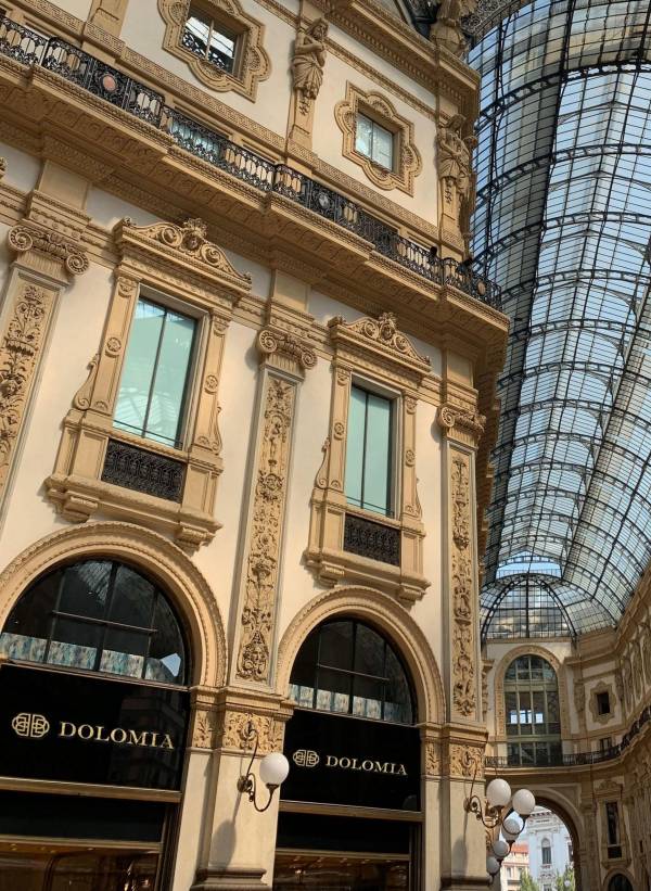 閲戠弨榄呭奖娣辩潯鐜嬪姪鐪犲嚌鑳舵灂,閲戠弨榄呭奖