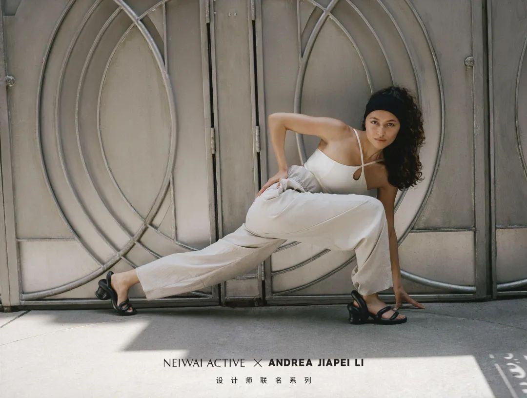 刘雯太平鸟联名t恤,刘雯代言toryburch