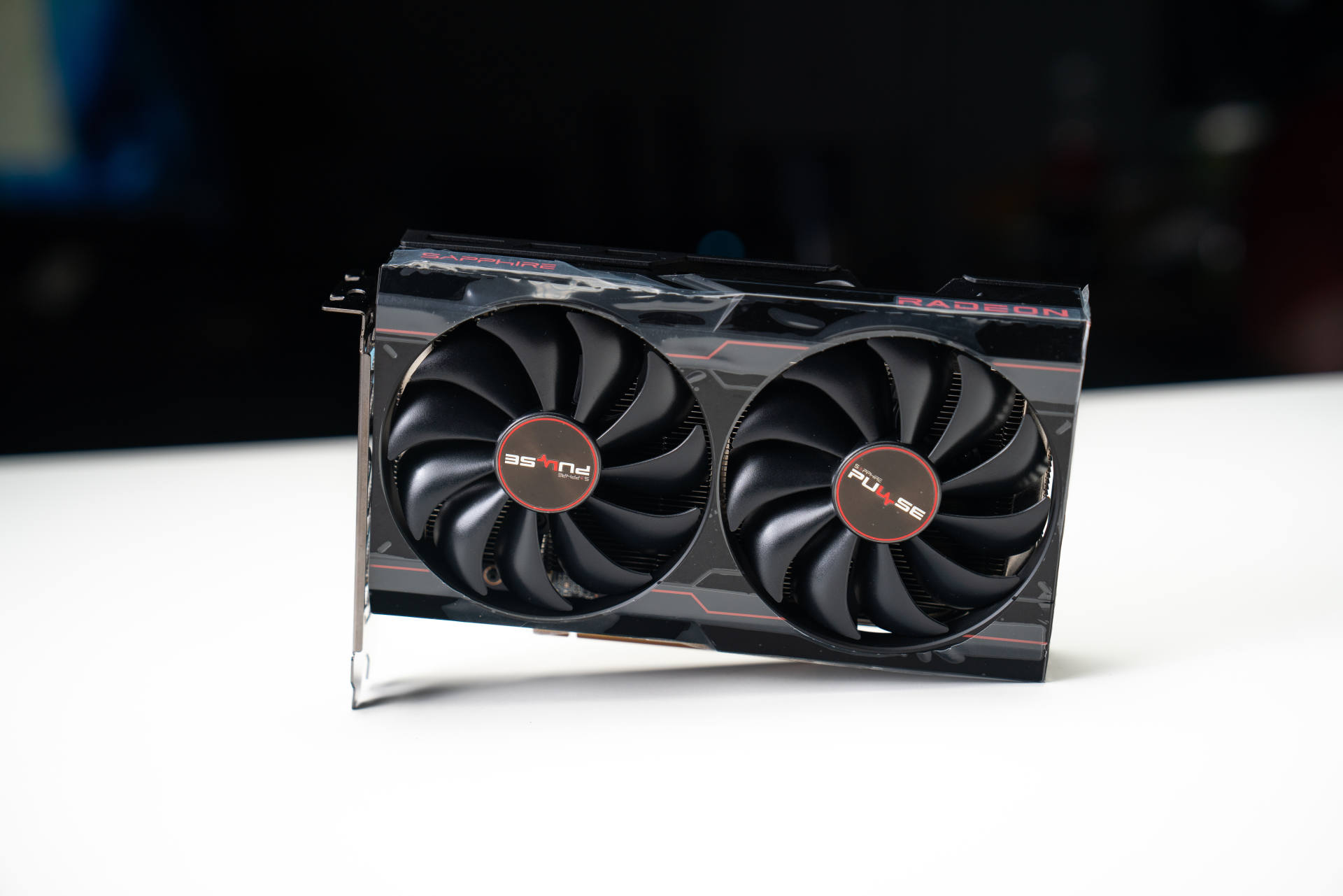 显存翻倍|*X6R5**00XT8G版性能测试