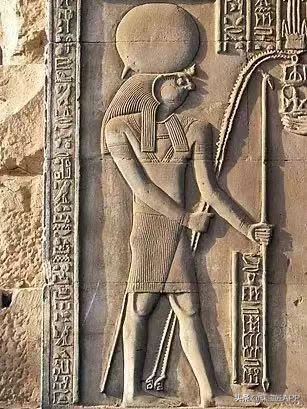 埃及艳后的魅力法宝，一般人驾驭不了的超超超豪华“Choker”