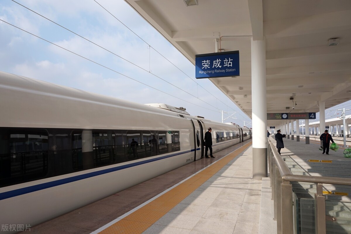 沈阳北站车次对应站台,沈阳北站列车时刻表图