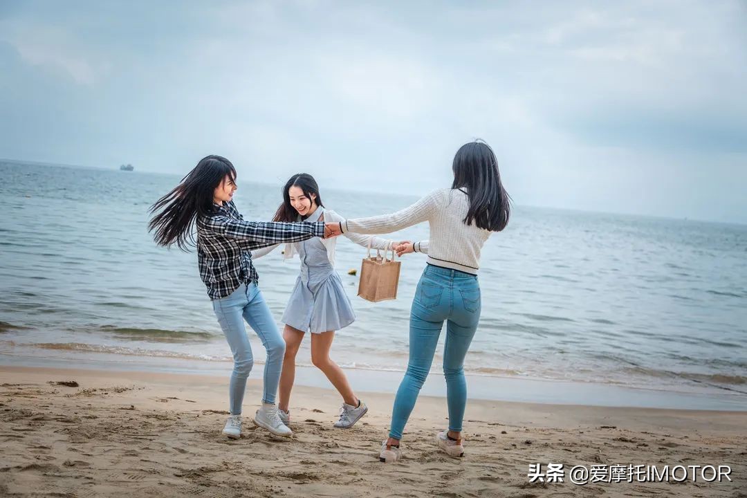 我还是个学生，但是我已经有车了