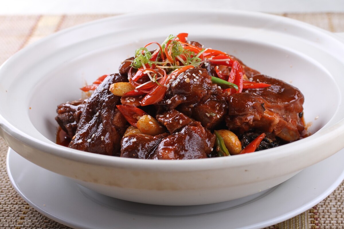 这才是卤猪蹄的正确做法香嫩软烂,正宗焖猪蹄的配方