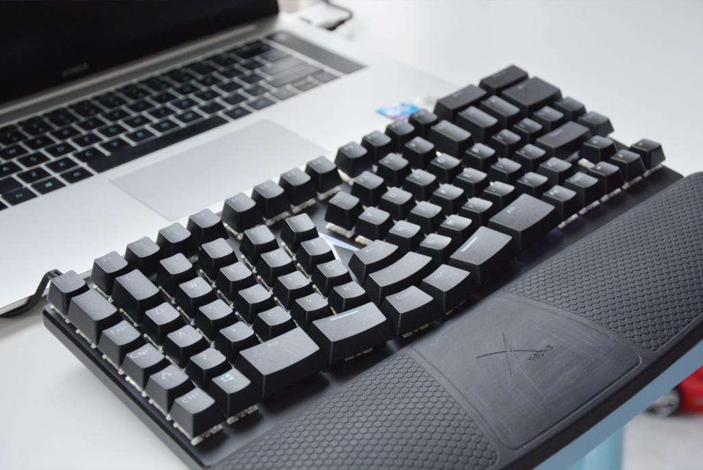 码字手腕疼,码字久了手疼