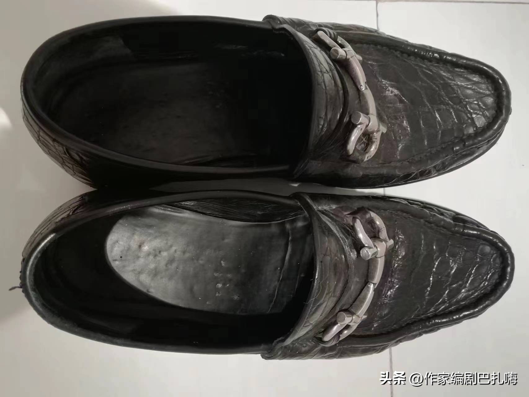 鸿星尔克男款鞋,一双鸿星尔克多少钱