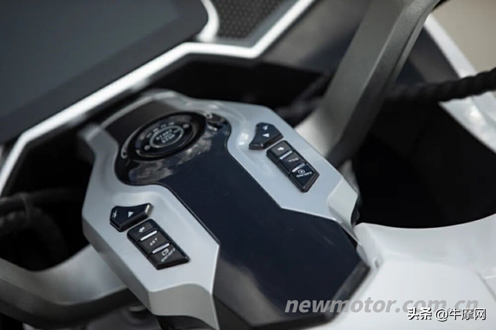 派方正式出圈!星舰324888元起,引力15013999元起|还有650巡航