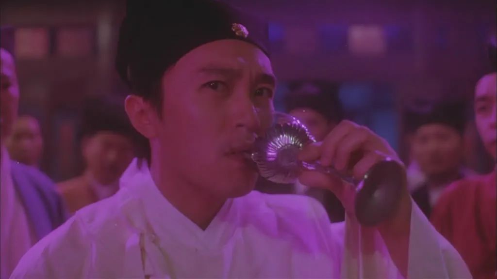 平平无奇一张合照，里面这个竟然价值百万！