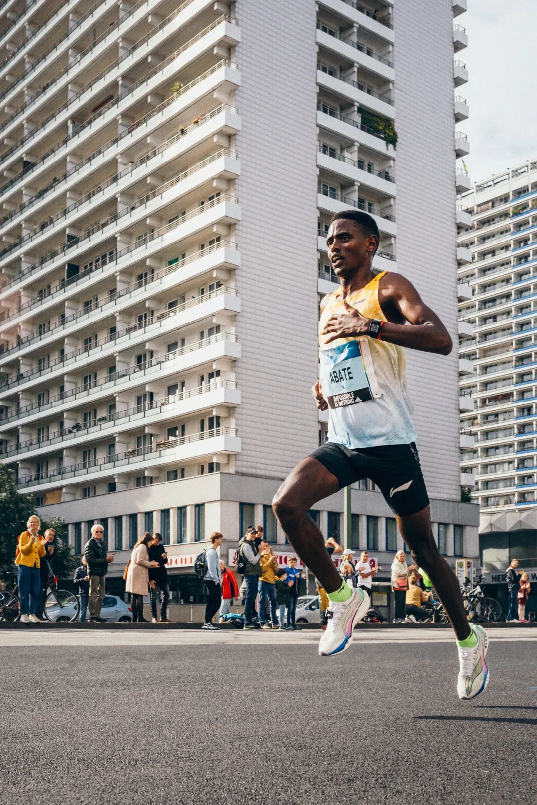 李宁“双打”｜封面故事