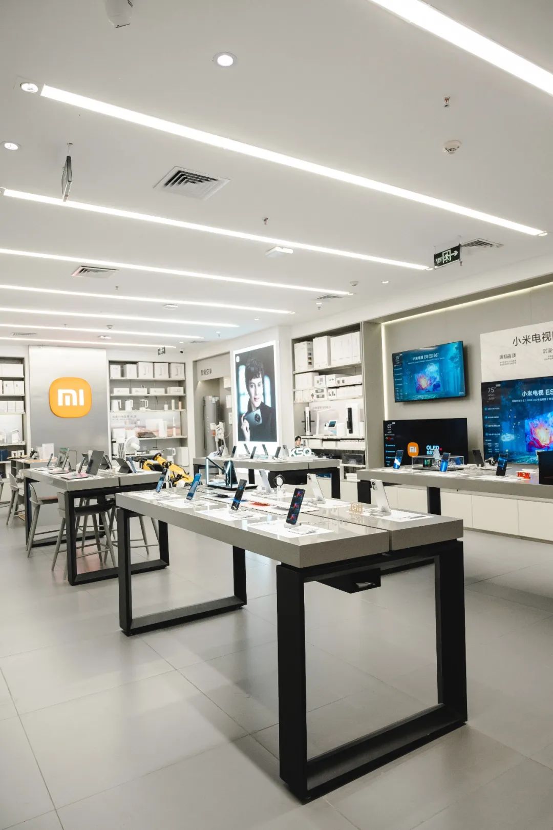 打卡赛博朋克烧烤店,赛博朋克打卡美陈