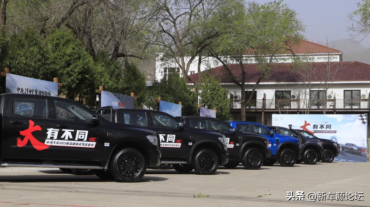 埋头挣钱的理工男,理工男埋头工作只知道挣钱的视频