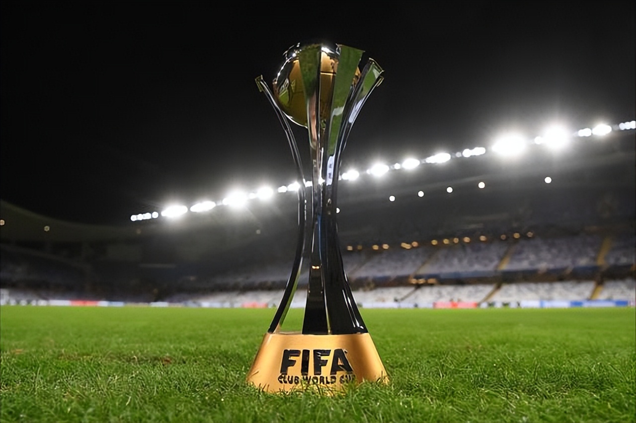 中国弃办世俱杯，美国捡漏，皆因FIFA狮子张口，索要“百亿补贴”