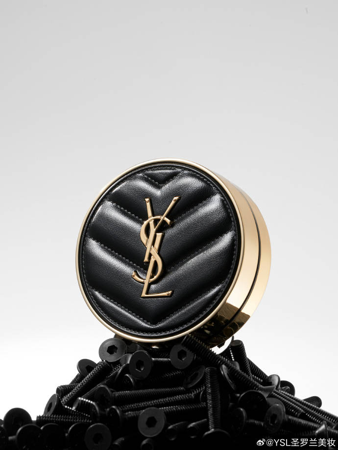 炫目登场!YSL皮气垫成网红调侃焦点