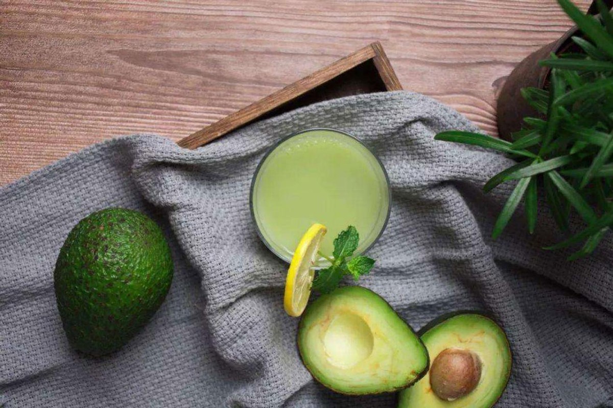 吃一个牛油果会怎样,吃一个牛油果能升多少糖