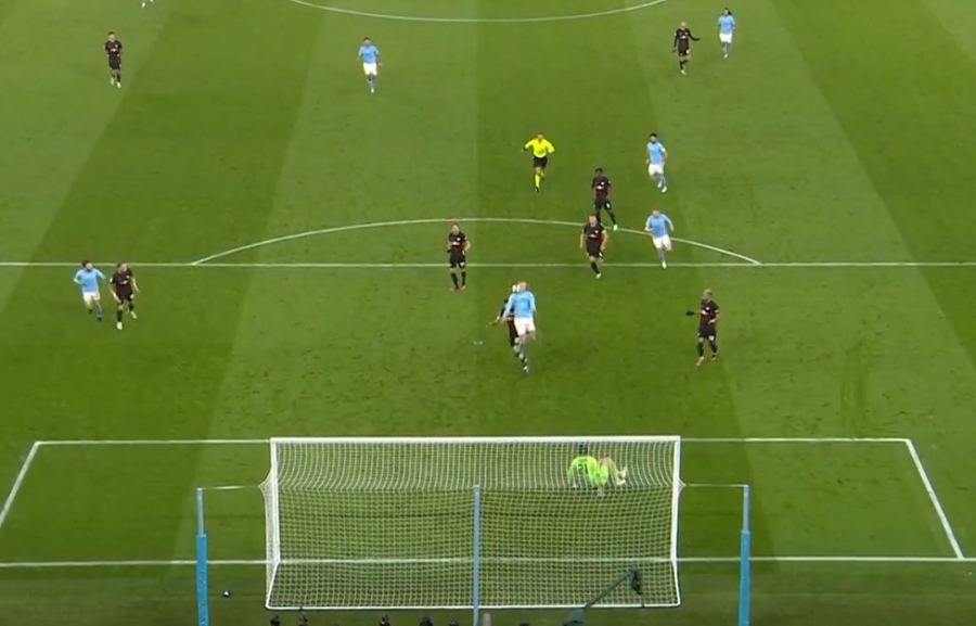 震惊足坛哈兰德首秀23分钟攻入3球,上天眷顾后续