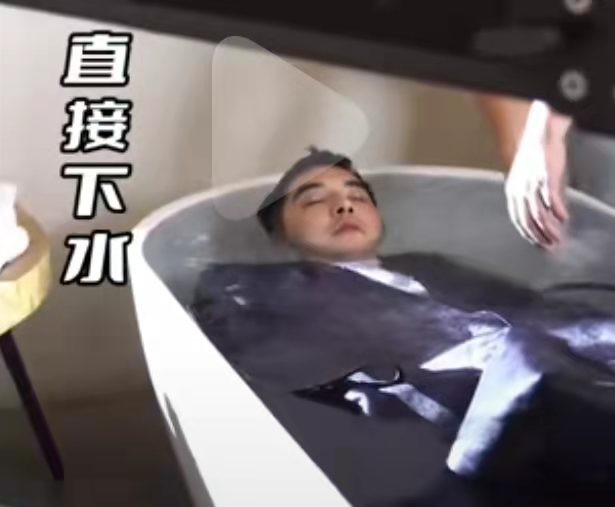 金世佳是不是演了爱情公寓陆展博,爱情公寓陆展博金世佳花絮