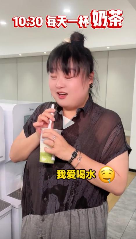 减肥一年！香港女星从260斤减到200斤，1天吃9顿胃口超好