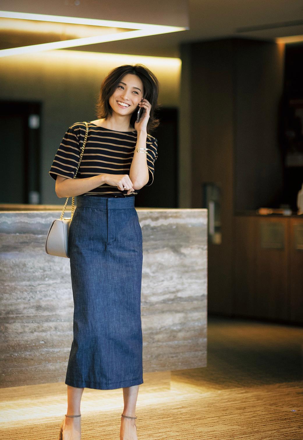 夏天穿的运动鞋凉快又好看又舒服,夏天脱下运动鞋换凉鞋