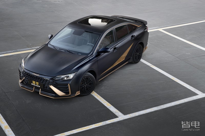 12万预算混动汽车哪辆最值得购买,空间大颜值高动力强的混动轿车