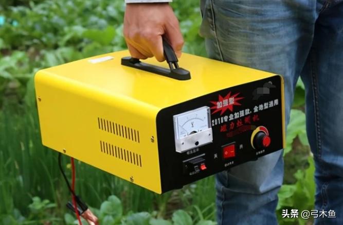 最新款的蚯蚓捕捉设备,捕蚯蚓机器的利润