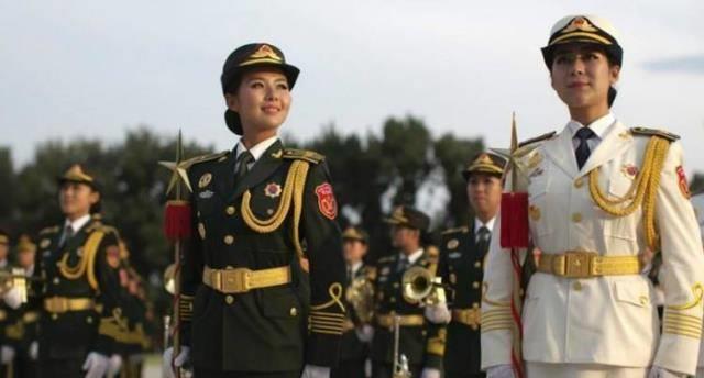 外国女生嫁到中国怀孕后的难题,各国女兵有孕怎么办