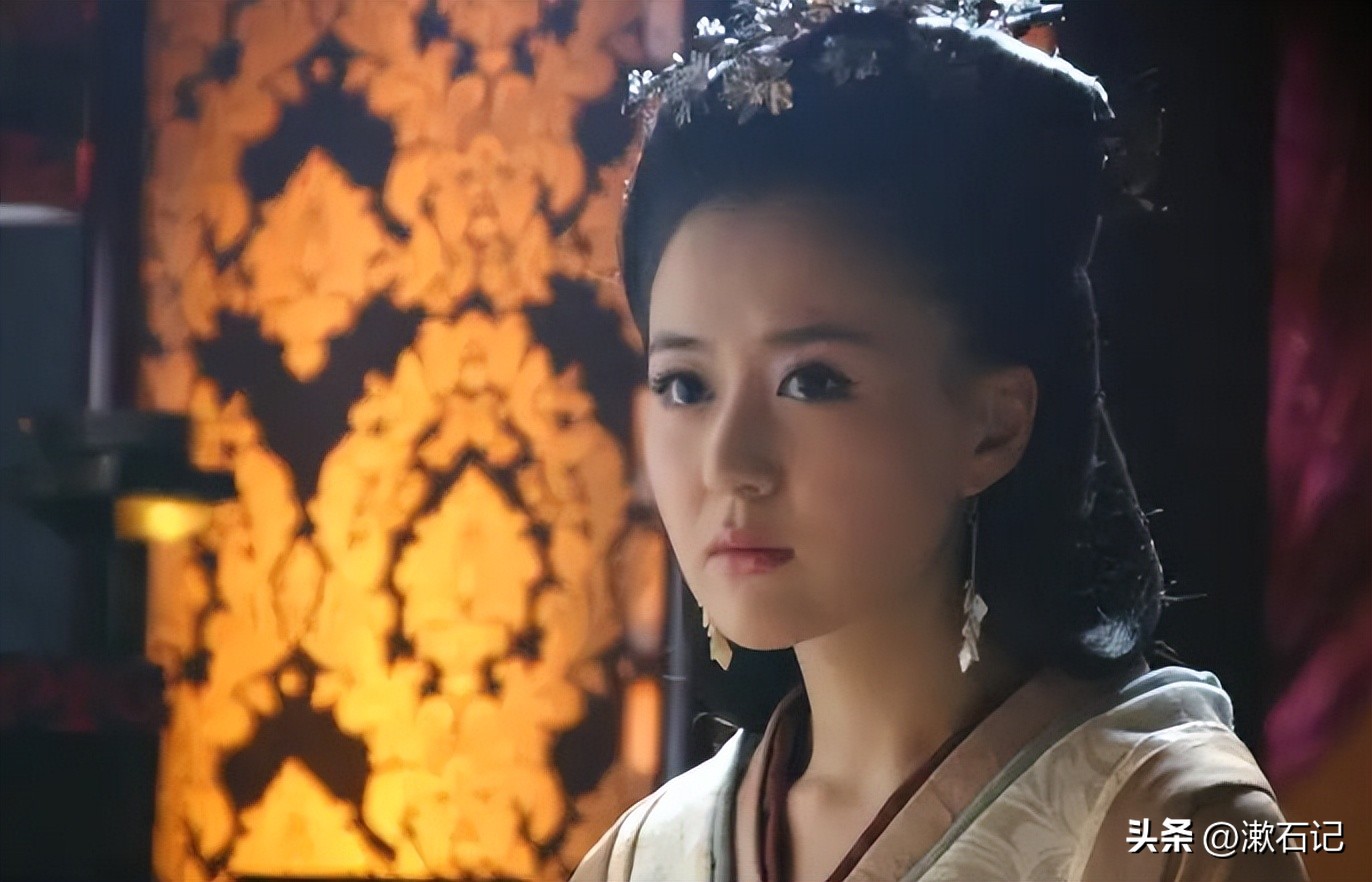 整容脸又来祸害军旅剧？蛇精脸、大浓妆，求你们别再*辱侮**战士了