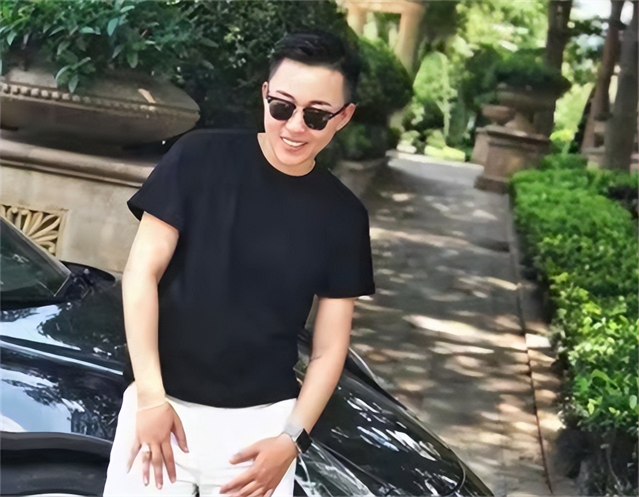 女子花50万生混血孩子,女子斥巨资生混血女儿新闻